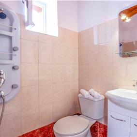 5 bedroom villa with pool & seaview, Perithia, sleeps 10